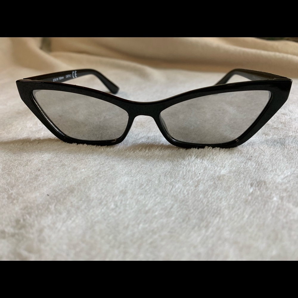 Mirrored cat-eye sunglasses